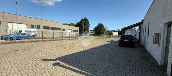 5-salle Entrepôt à Besnate, Italy No. 293763 50