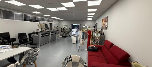 5-salle Entrepôt à Besnate, Italy No. 293763 21