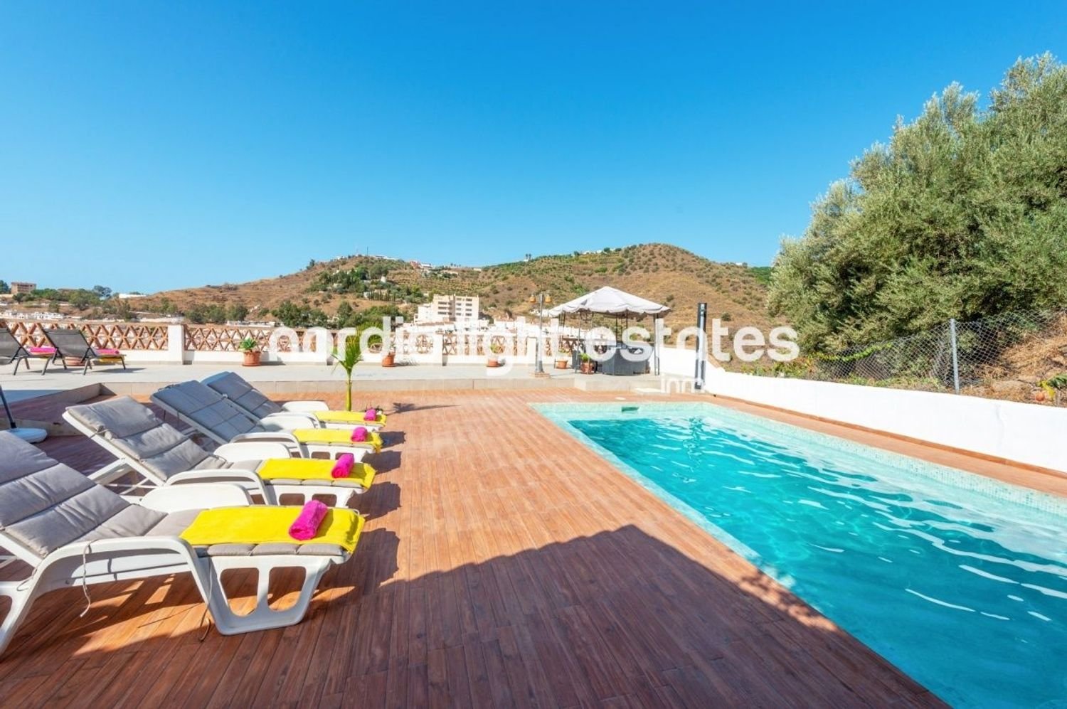 5 bedrooms House in Malaga, Spain No. 236698