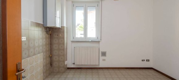 Вилла с 4 спальнями в Арконате, Италия № 323521 8