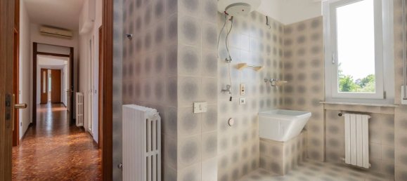 Вилла с 4 спальнями в Арконате, Италия № 323521 39