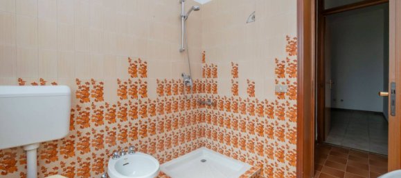 Вилла с 4 спальнями в Арконате, Италия № 323521 19