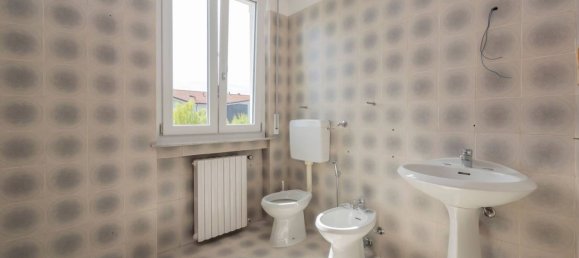 Вилла с 4 спальнями в Арконате, Италия № 323521 38