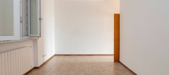 Вилла с 4 спальнями в Арконате, Италия № 323521 15