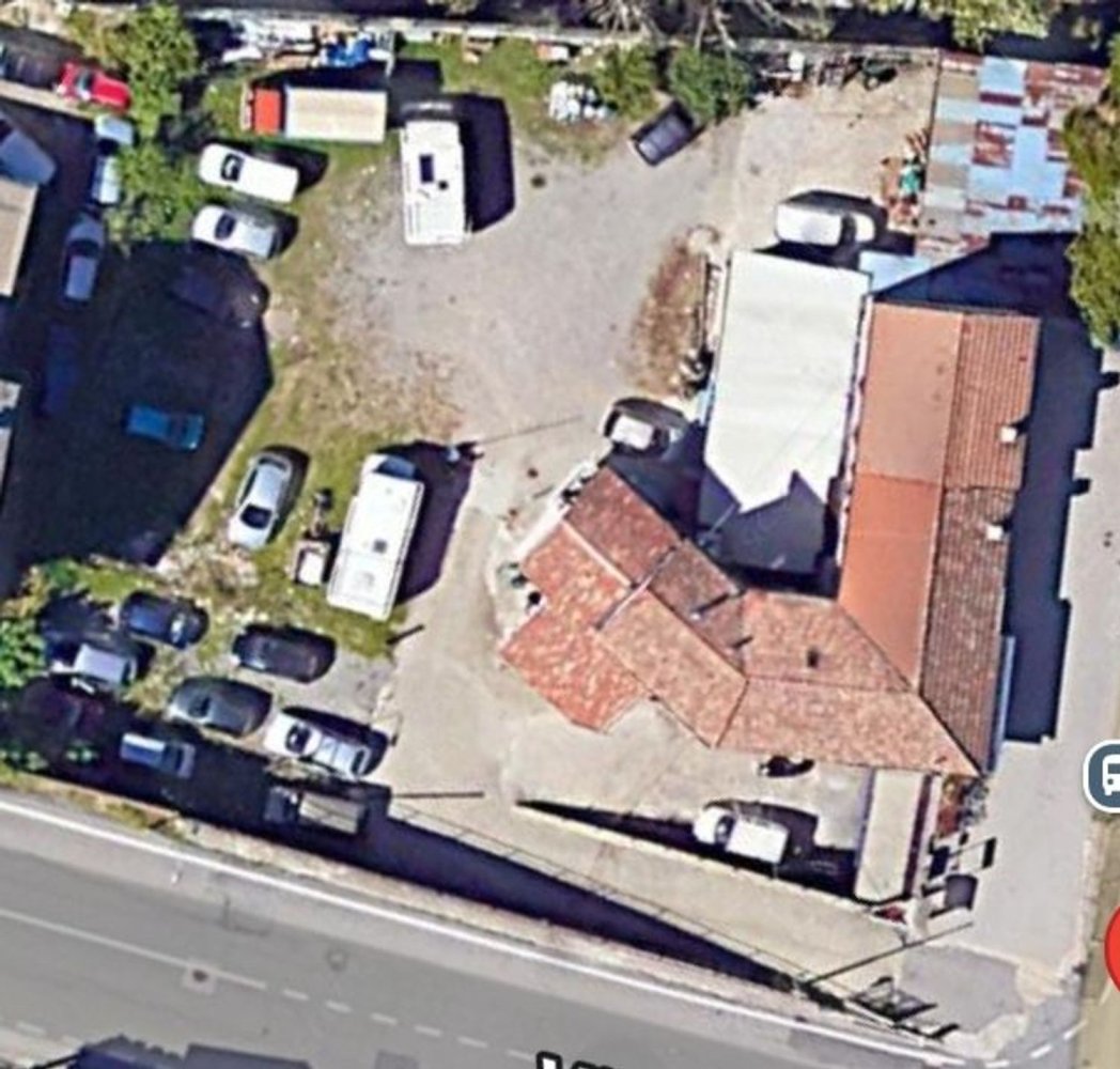  مستودع في Varese, Italy 100متر مربع رقم 261280