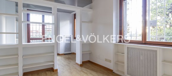 Квартира с 2 спальнями в Рим, Италия № 64933 37