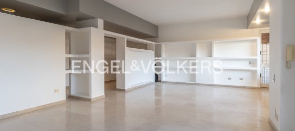 Квартира с 2 спальнями в Рим, Италия № 64933 6