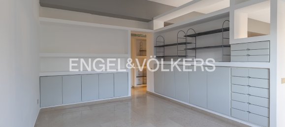 Квартира с 2 спальнями в Рим, Италия № 64933 9