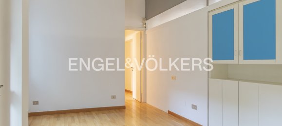 Квартира с 2 спальнями в Рим, Италия № 64933 19