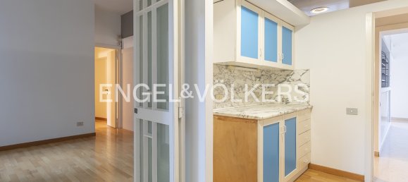 Квартира с 2 спальнями в Рим, Италия № 64933 43