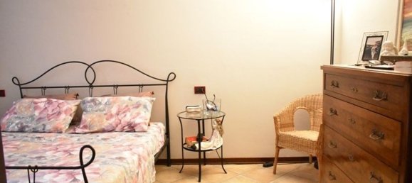 4 rooms Duplex in Cento, Italy No. 138167 14