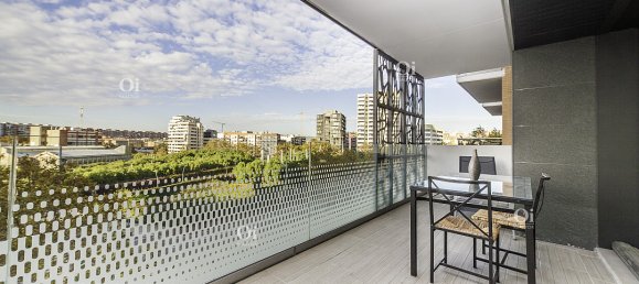 4 rooms Apartment in Barcelona, Spain No. 402 6