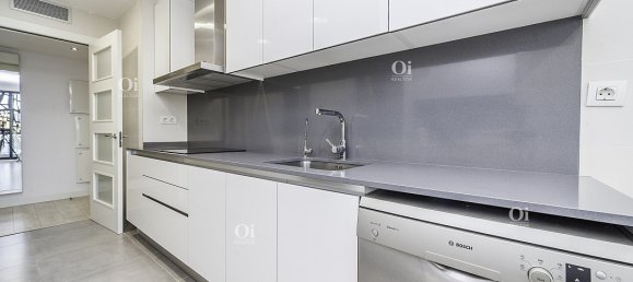 4 rooms Apartment in Barcelona, Spain No. 402 12