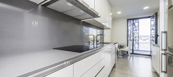 4 rooms Apartment in Barcelona, Spain No. 402 10