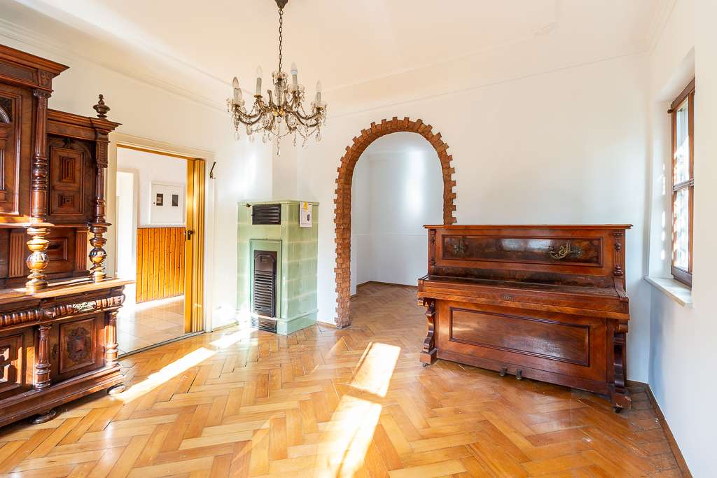 13-salle Bâtiment à Bayreuth, Germany No. 267932