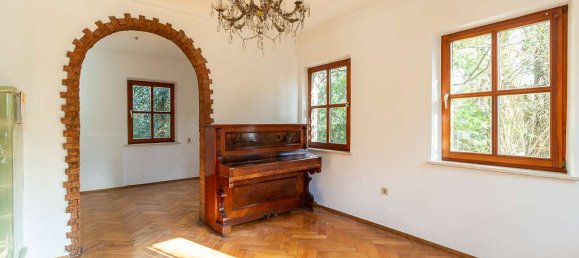 13-salle Bâtiment à Bayreuth, Germany No. 267932 7