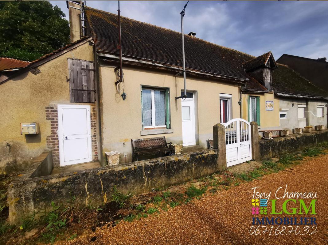 3 bedrooms House in Vendome, France No. 94067