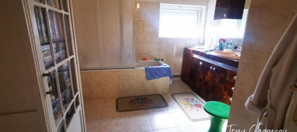 3 bedrooms House in Vendome, France No. 94067 8