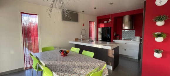 Casa de 4 dormitorios en Sigloy, France No. 86966 5