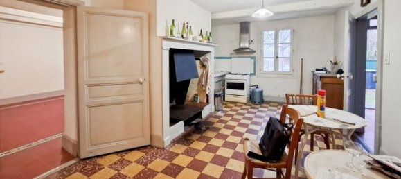 4 bedrooms House in Campsas, France No. 301761 13