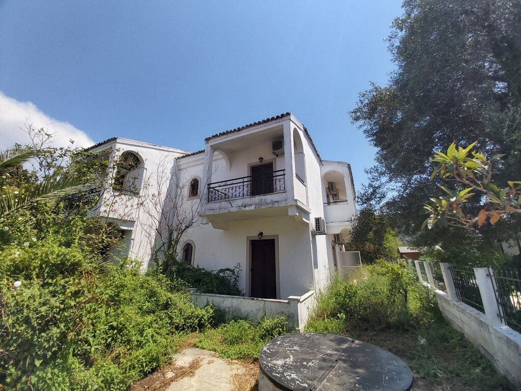 385m² Townhouse in Corfu, Greece No. 3573