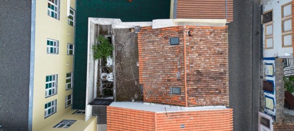 2 bedrooms House in Angra do Heroismo, Portugal No. 37091 7