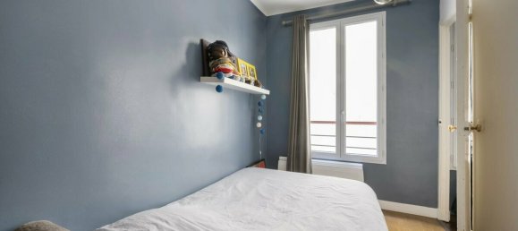 2 bedrooms Apartment in Paris, France No. 188373 5