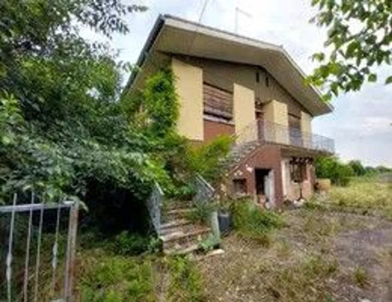 Apartamento de 4 habitaciónes en Morgano, Italy No. 218405