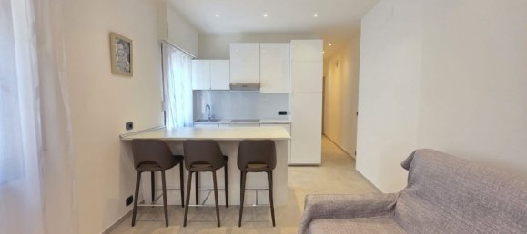 Квартира с 3 спальнями в Савона, Италия № 311034 6