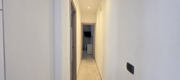 Квартира с 3 спальнями в Савона, Италия № 311034 10