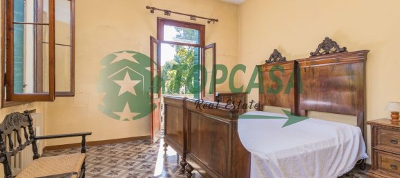 Villa de 6 dormitorios en Mogliano Veneto, Italy No. 344139 24