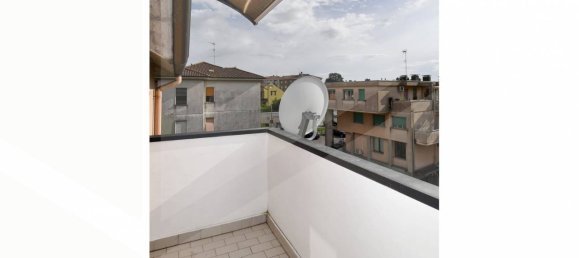 Apartamento de 4 divisões em Legnano, Italy N.º 24123 23