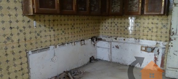 Casa de 8 dormitorios en Champrond-en-Gatine, France No. 98154 7