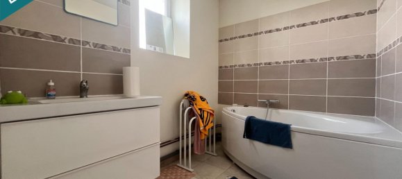 5 bedrooms House in Pithiviers, France No. 230602 5