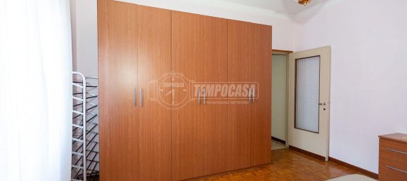 2 rooms Apartment in Brescia, Italy No. 3137 24