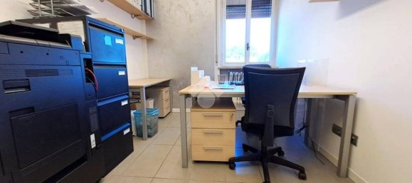 Apartamento de 2 dormitorios en Concorezzo, Italy No. 257488 17