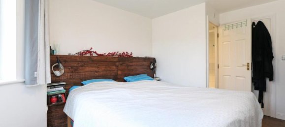 2 bedrooms Apartment in London, United Kingdom No. 12387 10