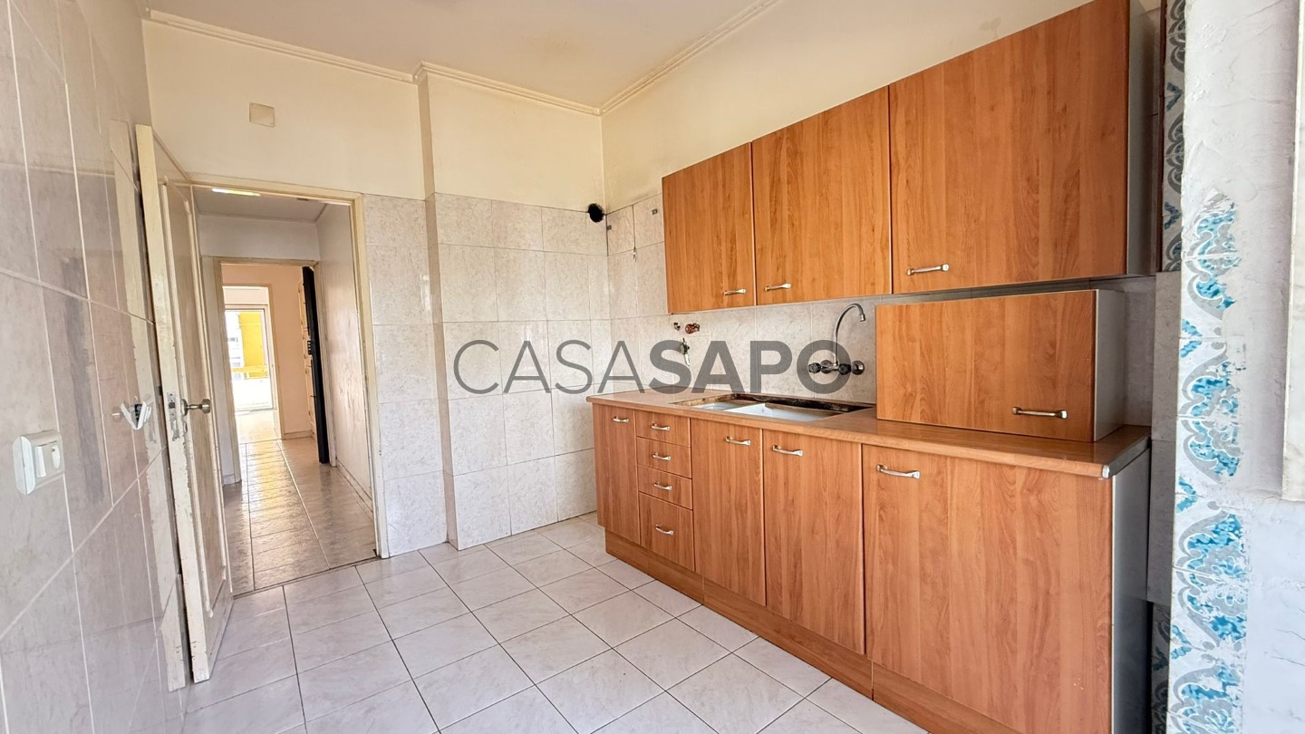 2 bedrooms Apartment in Oeiras, Portugal No. 333544