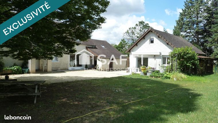 5 bedrooms House in La Charite-sur-Loire, France No. 358687