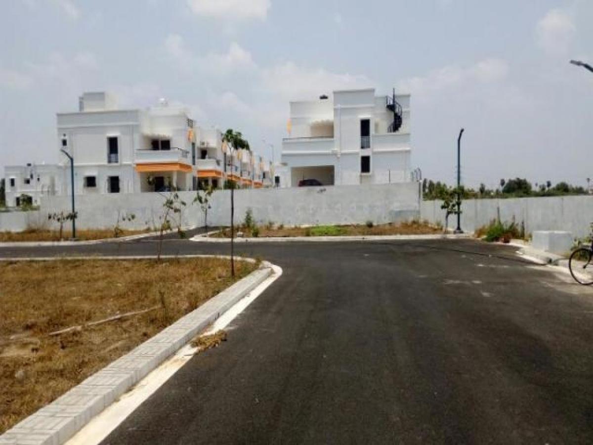  Land in Chennai, India No. 30186