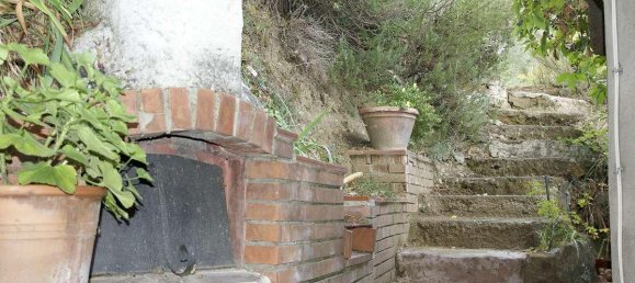 2 bedrooms House in Chianni, Italy No. 171 3