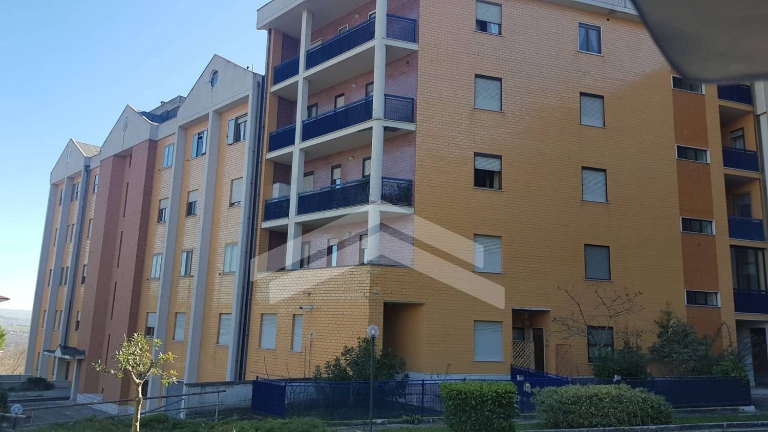 3 rooms Apartment in Campobasso, Italy No. 203385