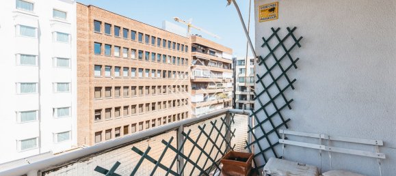 4 bedrooms Apartment in Madrid, Spain No. 169023 30