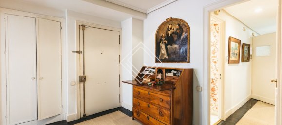 4 bedrooms Apartment in Madrid, Spain No. 169023 33