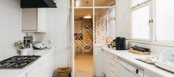 4 bedrooms Apartment in Madrid, Spain No. 169023 8