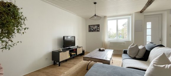 2 bedrooms House in Brains, France No. 111350 4