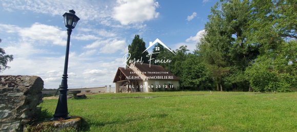 6 bedrooms Castles in Azay-le-Ferron, France No. 89724 6