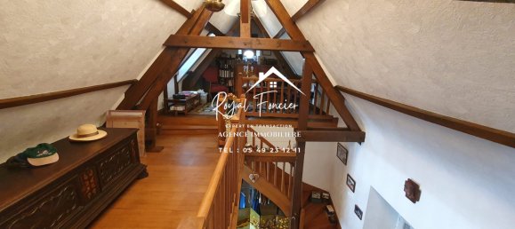 6 bedrooms Castles in Azay-le-Ferron, France No. 89724 40