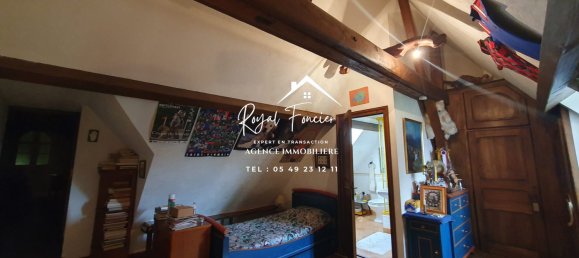 6 bedrooms Castles in Azay-le-Ferron, France No. 89724 50