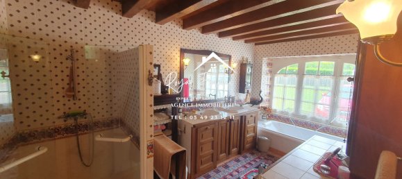 6 bedrooms Castles in Azay-le-Ferron, France No. 89724 38